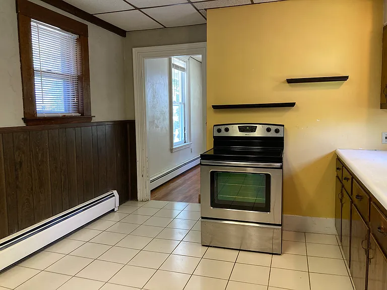 75 Dean Ave — Photo 8