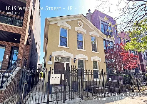 1819 W Iowa St #1R Photo 1