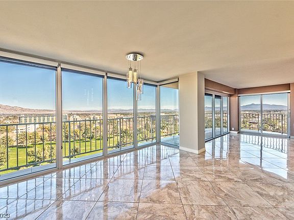 4th image of 3111 Bel Air Dr Unit 12D