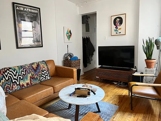 Rented by Living New York | media 21