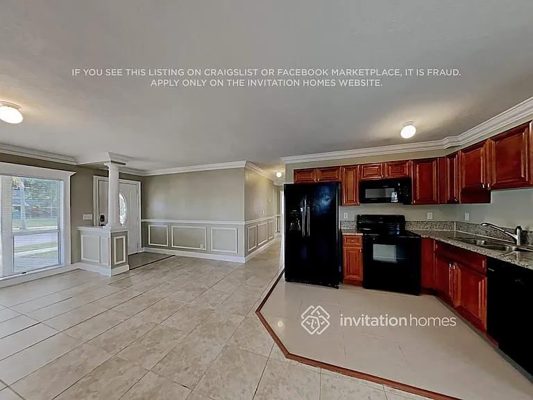 913 Cochran Dr — Photo 4