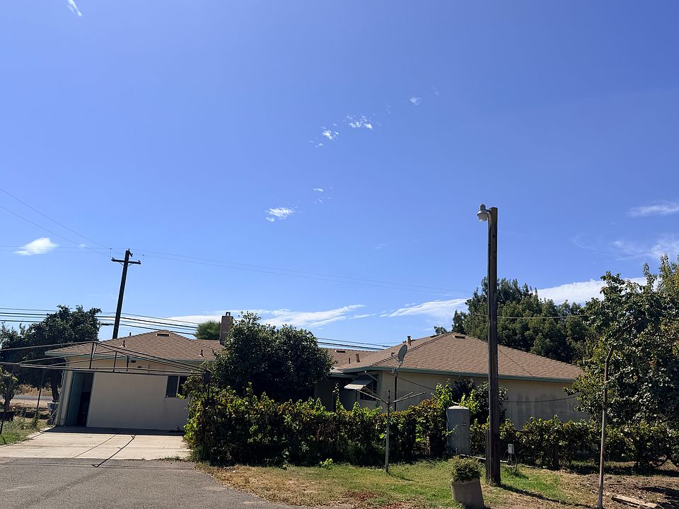 1st image of 19688 S Santa Fe Rd