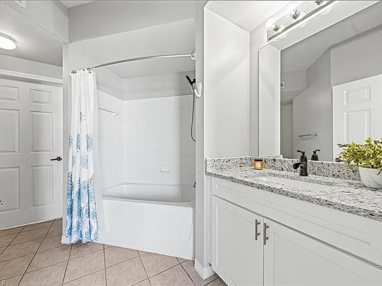 11400 Ocean Walk Ln #304 — Photo 5