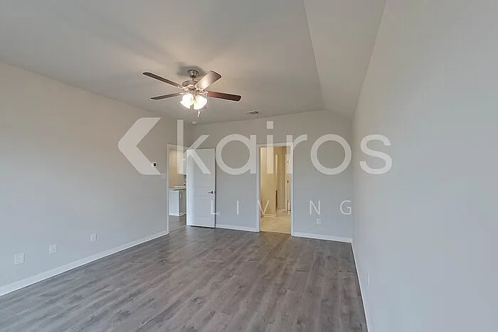 108 Santiago Ct — Photo 17