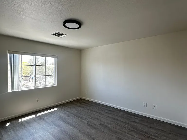 6186 Pacific Dogwood Ave — Photo 23