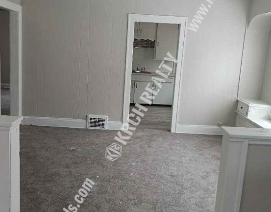 4th image of 11622 Lenacrave Ave