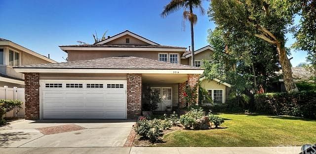 Welcome to beautiful 2715 Canary Drive!