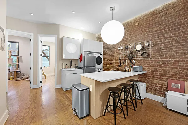 Rented by TorsX Inc | media 1