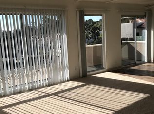 661 S Nardo Ave APT R8, Solana Beach, CA 92075