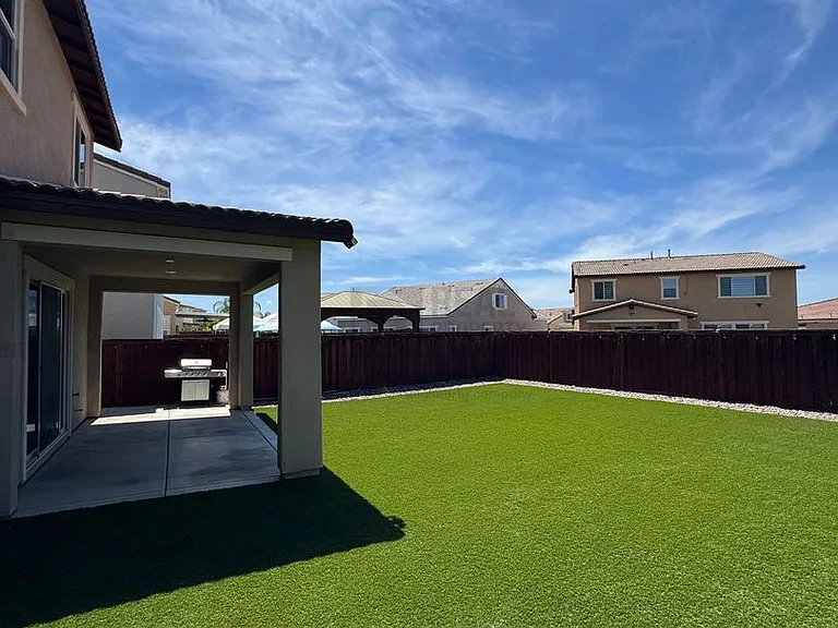 29261 Humboldt Ct — Photo 60