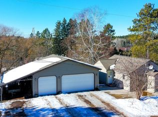 7 Hillside Rd, Esko, MN 55733