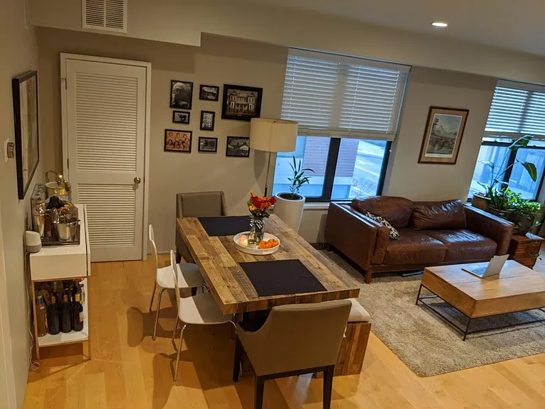 345 D St #4 — Photo 4