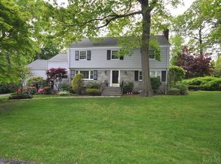 26 Sunny Ridge Rd, Harrison, NY 10528