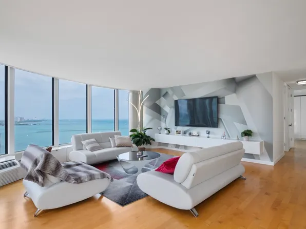 505 N Lake Shore Dr, Chicago, IL