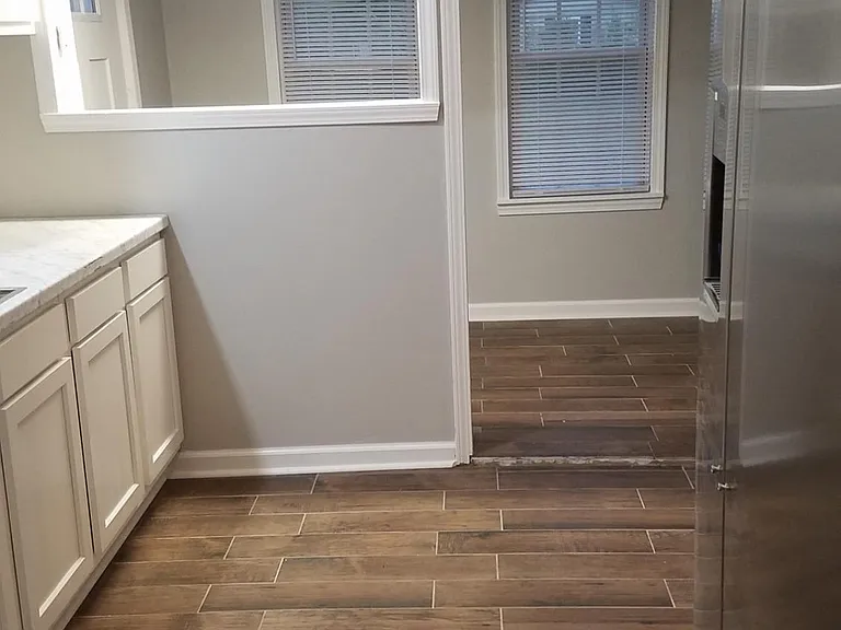 4 Briggs Ave — Photo 8