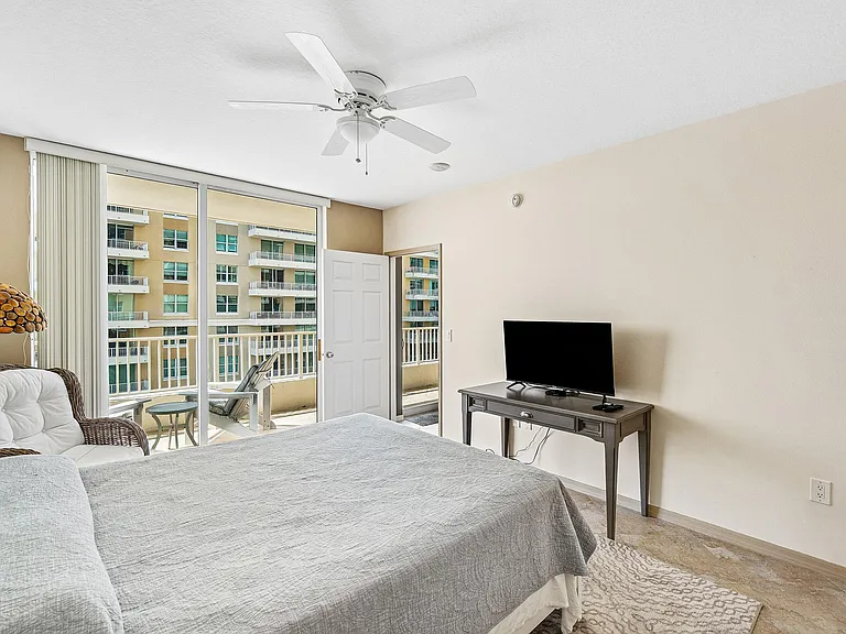 700 E Boynton Beach Blvd #803 — Photo 26