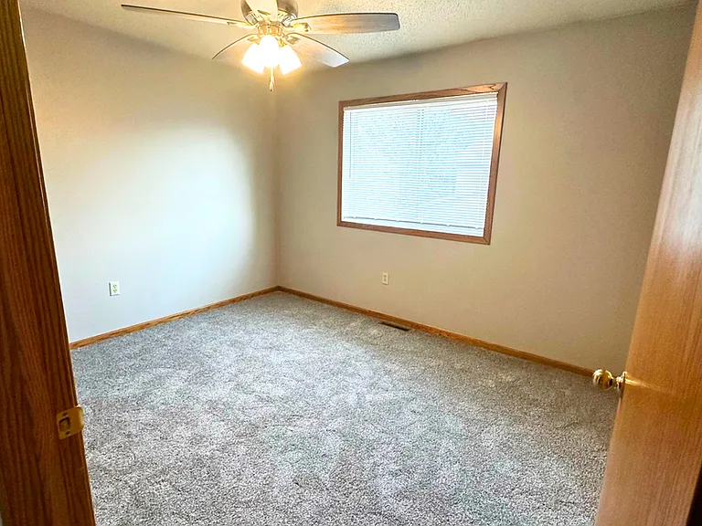 856 Kari Dr — Photo 8
