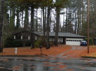 464 Pascal Cir, Lilburn, GA 30047