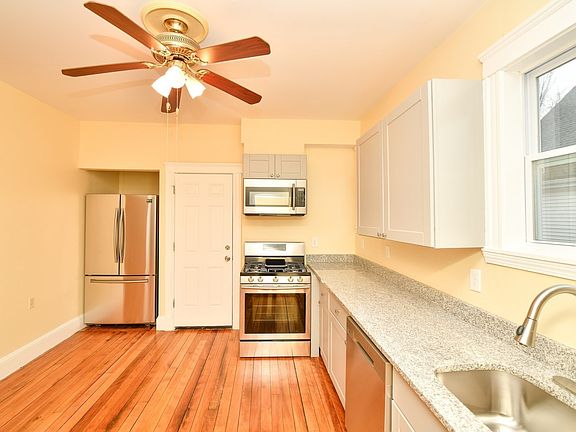 3rd image of 15 Vesta Rd