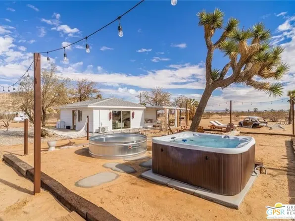 1616 Sunset Mesa Rd, Landers, CA 92285