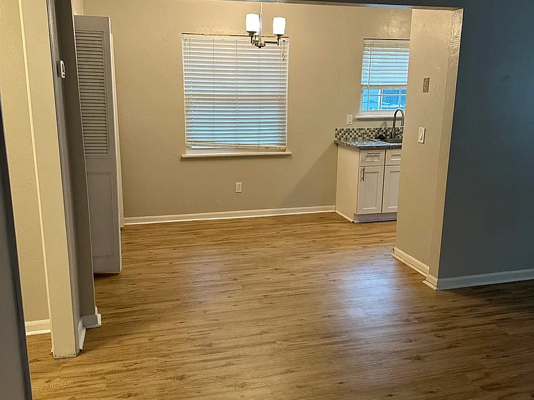 520 E Call St #4 — Photo 4