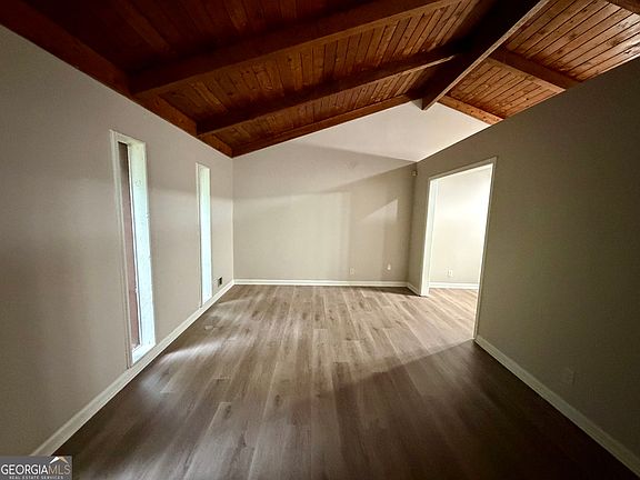 3rd image of 5776 Windermere Ct