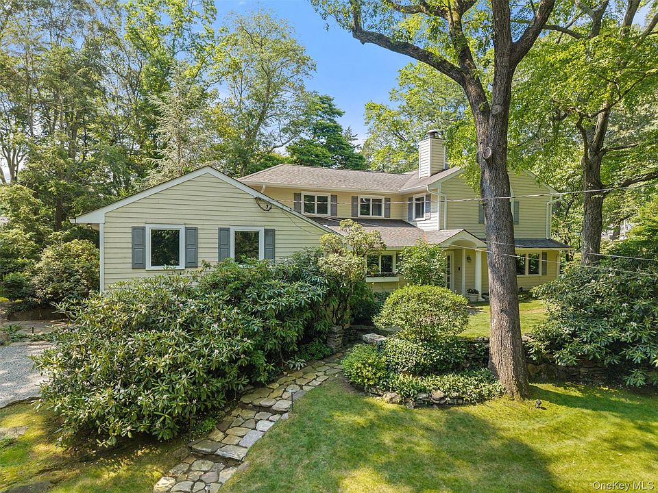 1st image of 110 Round Hill Road