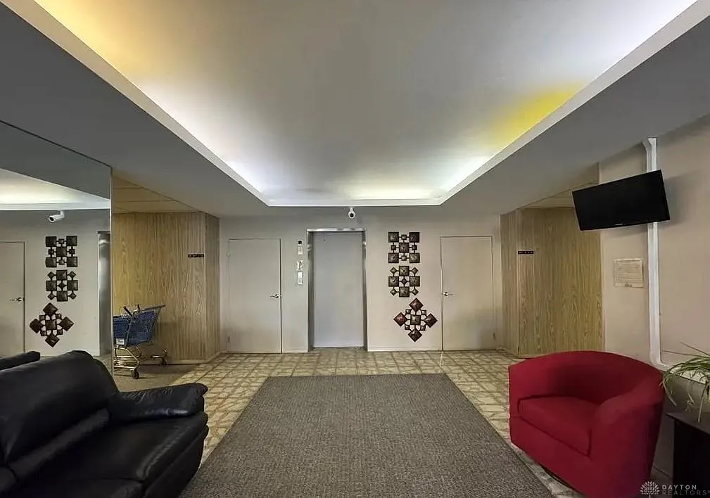 2 bed, 2.0 bath, 2096 sqft, $1,450 — Photo 3