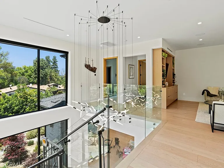 5050 Arundel Dr — Photo 41