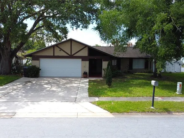 1718 Bruce St, Kissimmee, FL 34741