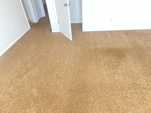 5th image of 202 E Park Ave #3