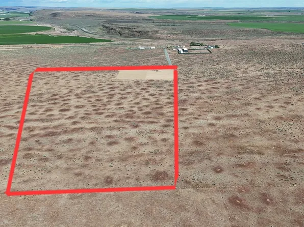 21340 Adrian Road NE, Soap Lake, WA 98851