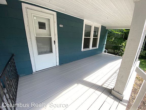 3rd image of 428 E Lane Ave
