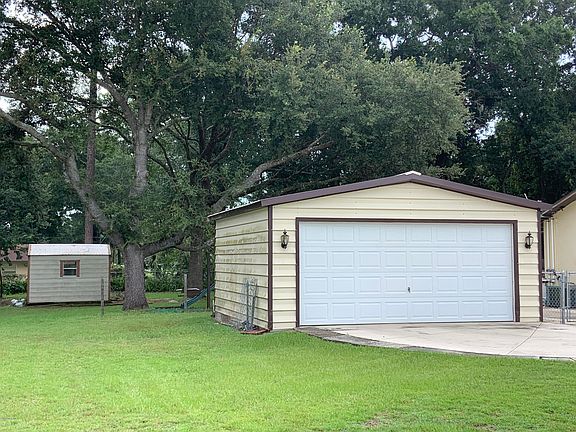 5th image of 4421 NE 19th Ave