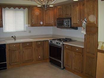 3rd image of 29509 Fairway Blvd