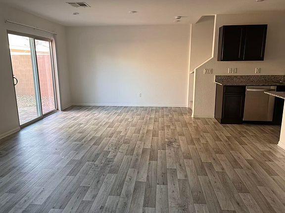 4th image of 5610 Golden Orchard St