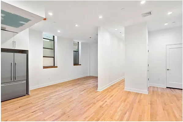 Rented by Compass | media 3