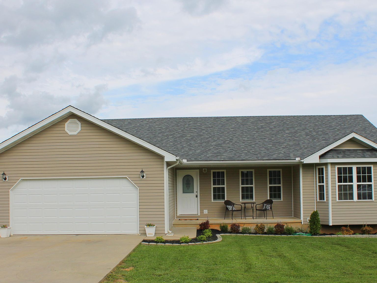 1712 Amy St, West Plains, MO 65775 Zillow