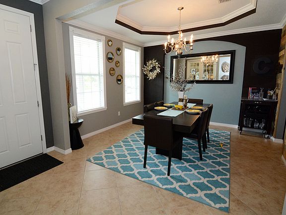 Formal Dining