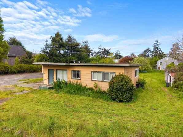 2595 Todd Ct, Arcata, CA 95521