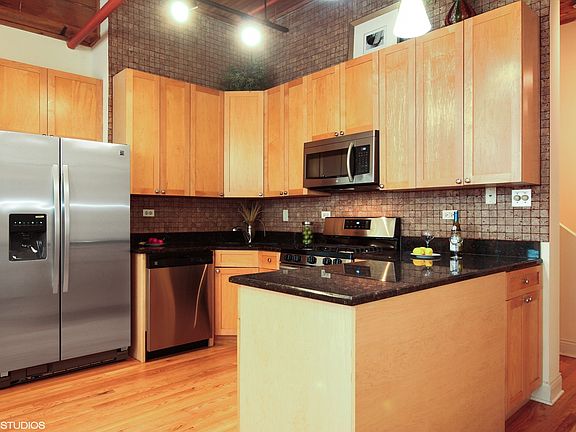 2nd image of 1801 S Michigan Ave Unit 107