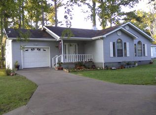 15 Anglin St, Scotts Hill, TN 38374
