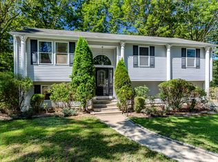 58 Russell Dr, Johnston, RI 02919