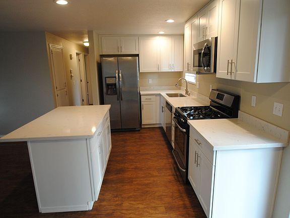 3rd image of 4316 129th Pl NE