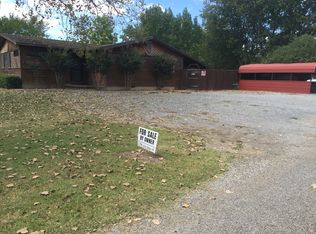1537 Lehigh Ave, Hartshorne, OK 74547