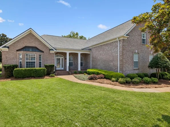 1191 Adelicia Hayes Ct, Gallatin, TN 37066