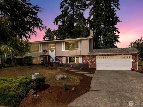 7910 Husky Way SE, Lacey, WA 98503