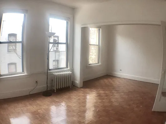 Rented by Axxess Realty Group | media 11