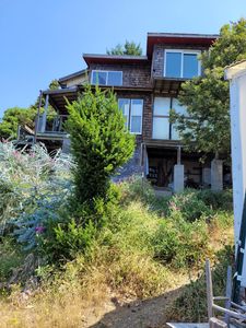 105 Pepperwood Dr, Whitethorn, CA, 95589