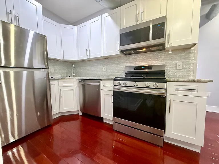302 Richmond St #A5 — Photo 4